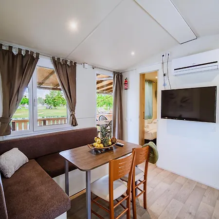 Three Bedroom Mobile With View * Mostec